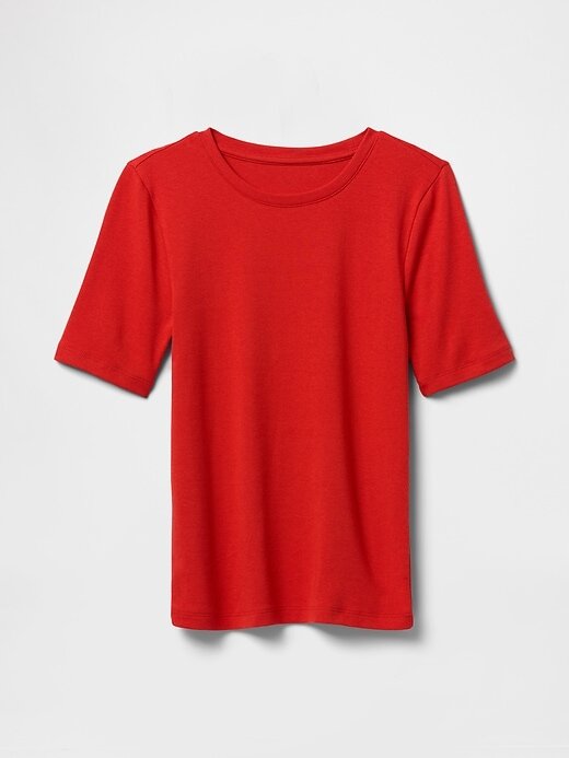 Camiseta moderna de gola redonda Camiseta moderna de gola redonda