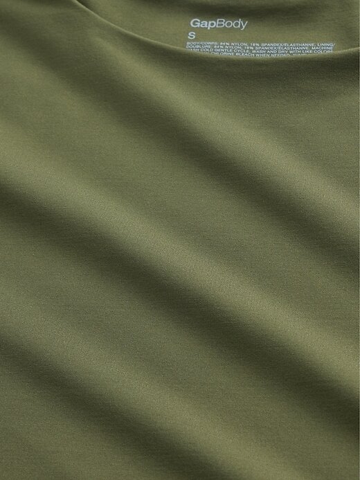 Camiseta SecondSkin Crop Camiseta SecondSkin Crop