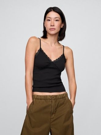 Camisola curta de malha waffle com acabamento em renda