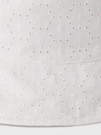 Chapéu de balde infantil com ilhós