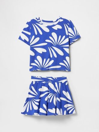 Conjunto de saia-calça infantil