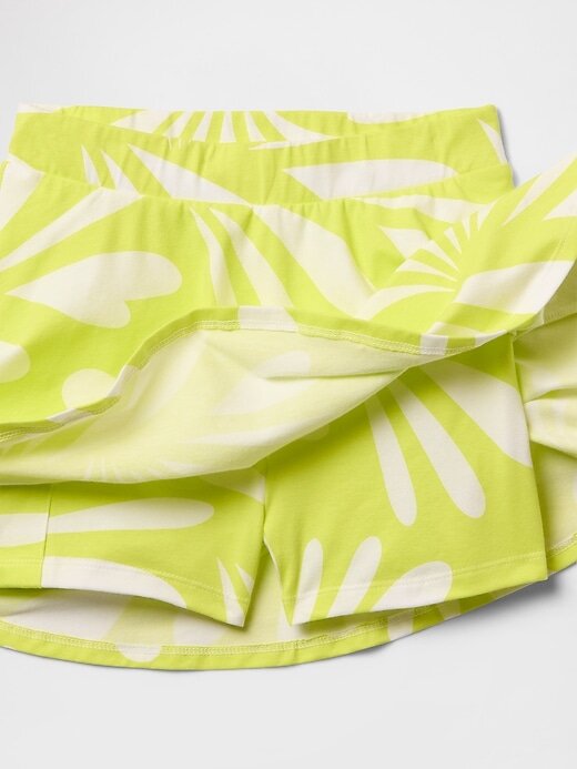 Conjunto de saia-calça infantil Conjunto de saia-calça infantil