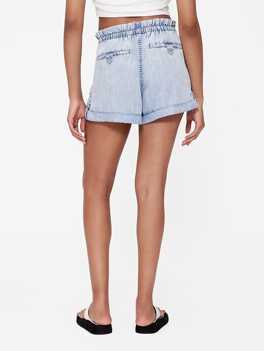 GapStudio Shorts Jeans Drapeado de Cintura Alta Easy GapStudio Shorts Jeans Drapeado de Cintura Alta Easy