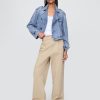 Jaqueta Trench Crop Jeans UltraSoft Jaqueta Trench Crop Jeans UltraSoft