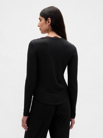 Mini Pijama com Acabamento em Renda e Canelado