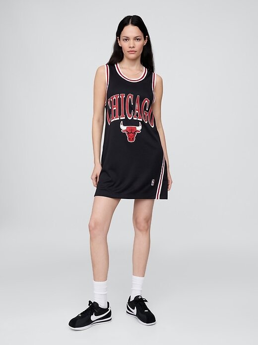 Minivestido NBA Chicago Bulls com camisa reciclada Minivestido NBA Chicago Bulls com camisa reciclada