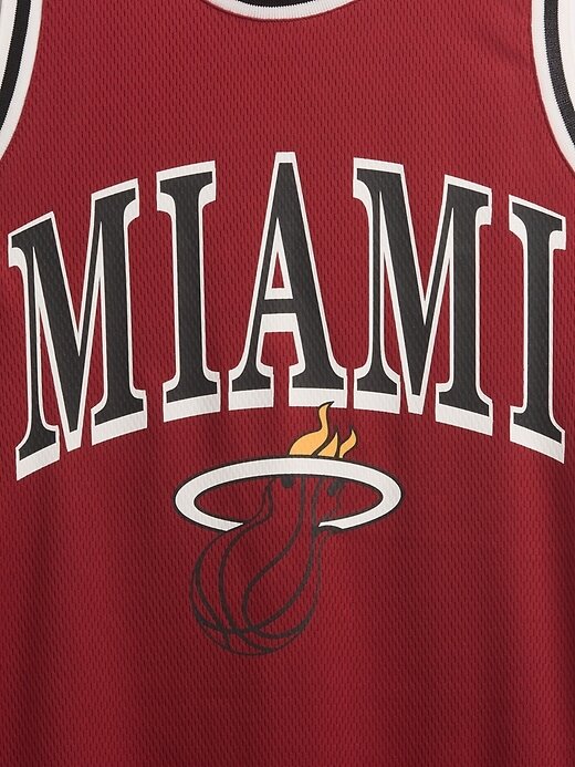 Minivestido NBA Miami Heat com camisa reciclada Minivestido NBA Miami Heat com camisa reciclada
