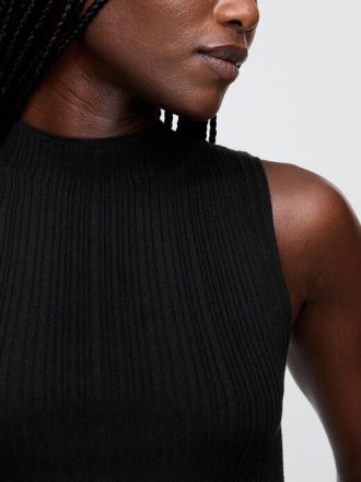 Regata com decote careca canelado