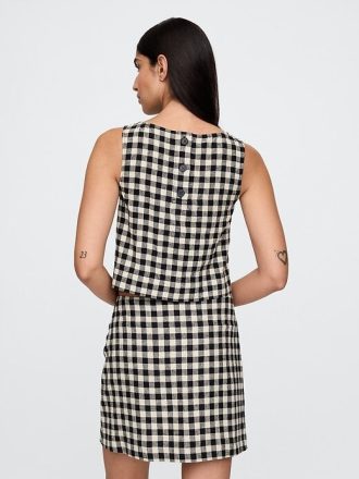 Regata cropped em mistura de linho