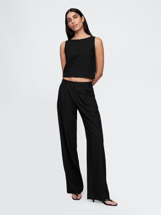 Regata cropped em mistura de linho