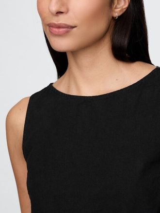 Regata cropped em mistura de linho