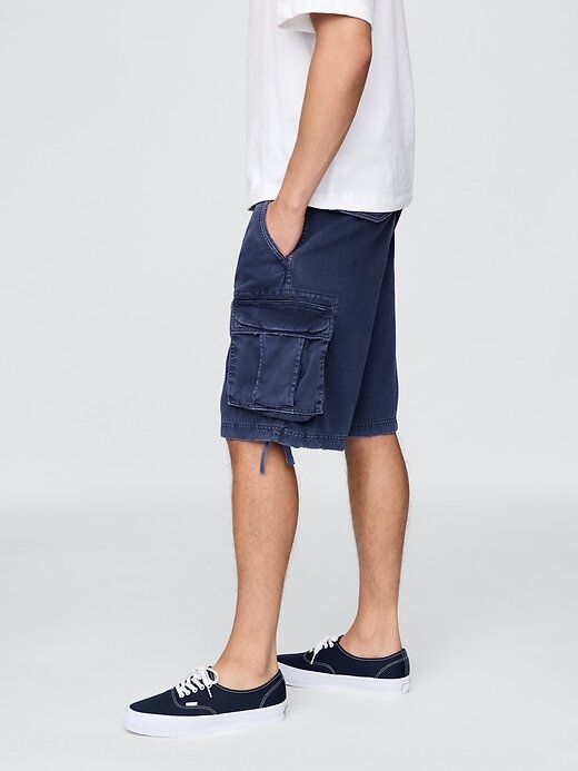 Shorts cargo baggy de sarja Shorts cargo baggy de sarja