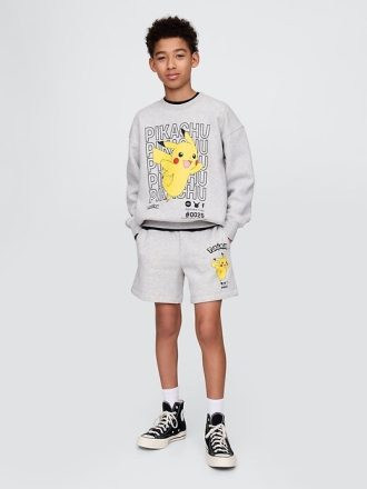 Shorts de moletom infantil com estampa gráfica de 5″