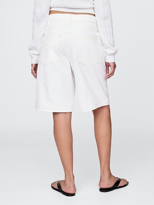 Shorts jeans longo de cintura média de 11″ Shorts jeans longo de cintura média de 11″