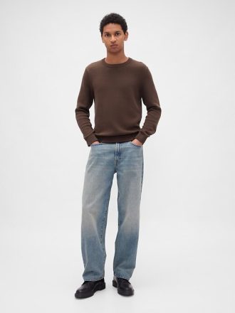 Suéter clássico de gola redonda