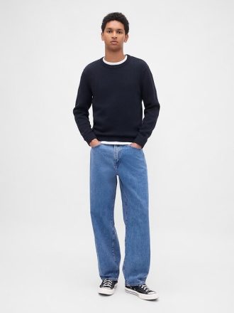 Suéter clássico de gola redonda