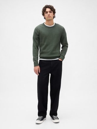 Suéter clássico de gola redonda