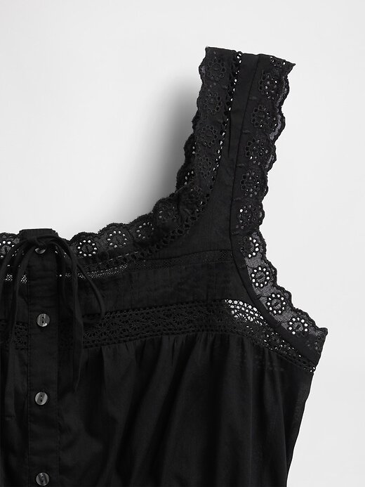 Top peplum com acabamento em renda Top peplum com acabamento em renda