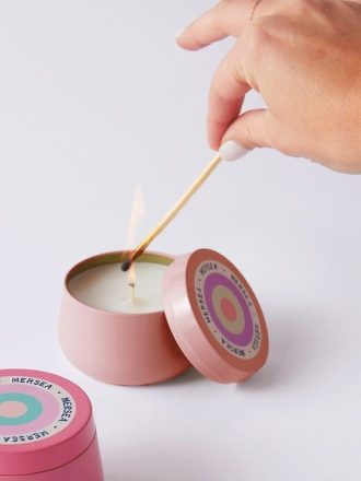 Vela de lata de açúcar de coco Mersea Vela de lata de açúcar de coco Mersea