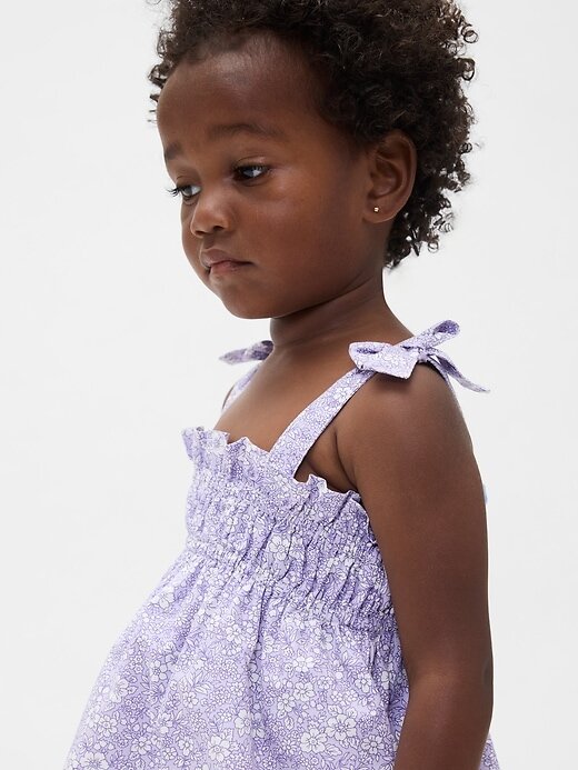 Vestido com alças e babados para bebês e crianças pequenas Vestido com alças e babados para bebês e crianças pequenas