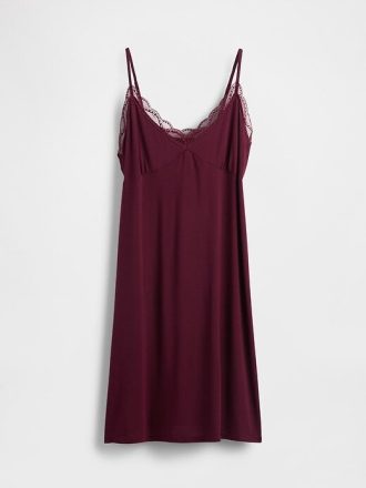 Vestido de pijama com acabamento em renda modal