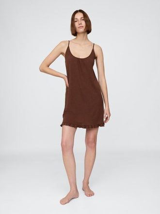 Vestido de pijama com babados