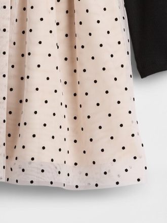 Vestido infantil de técnica mista