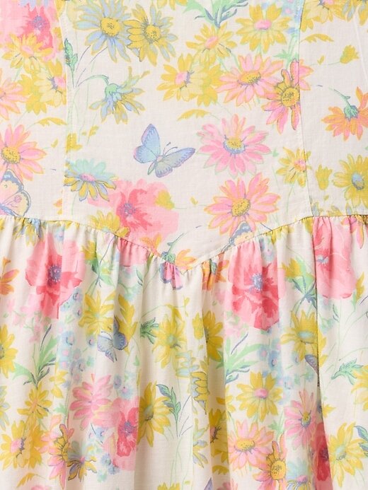 Vestido infantil floral de linho e algodão Vestido infantil floral de linho e algodão