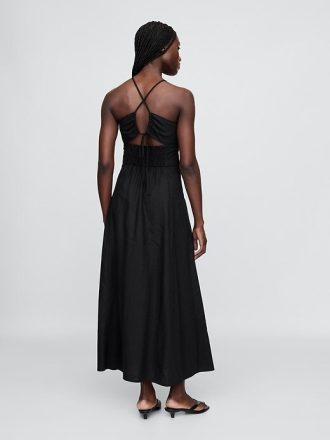 Vestido longo com corpete franzido em mistura de linho