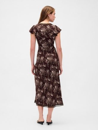 Vestido longo de crepe com decote em V e acabamento em renda