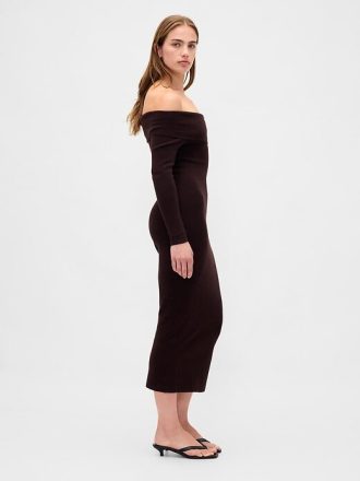 Vestido suéter midi com ombros à mostra e elástico CashSoft